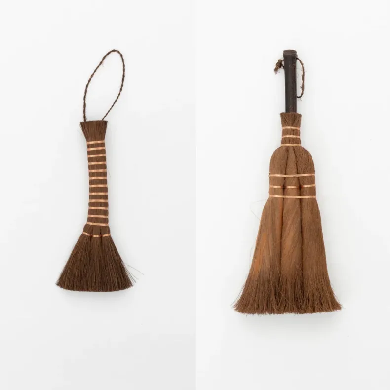 Yamamoto Katsunosuke Shoten Broom and Brush