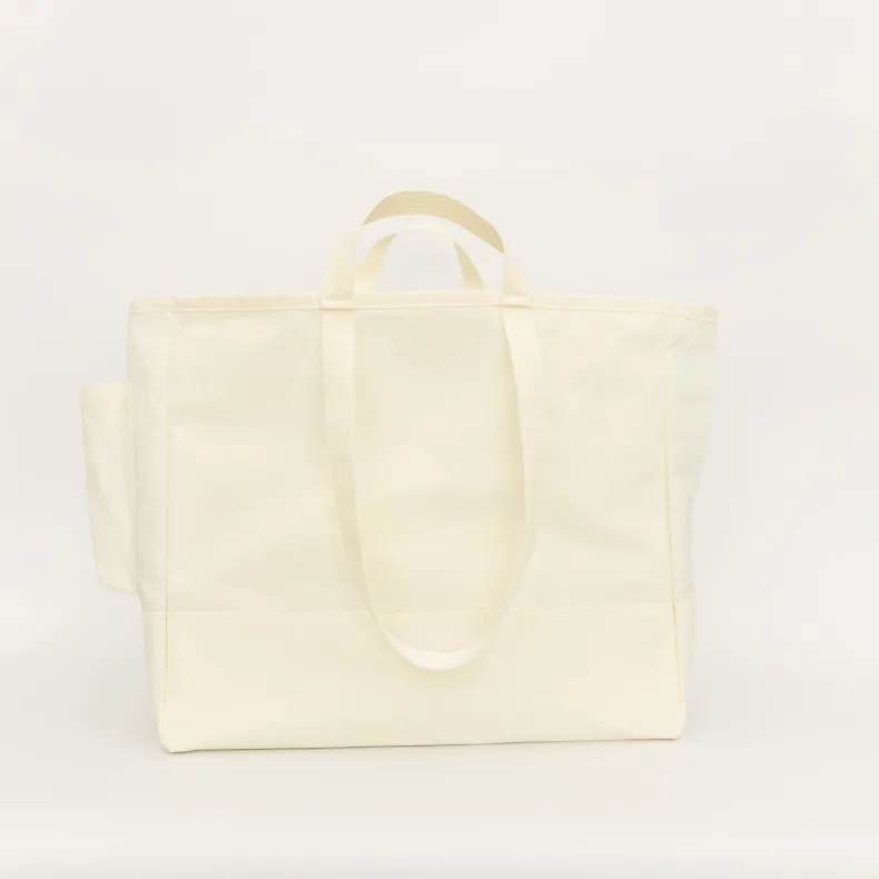 ANUNFOLD Travel Tote - White