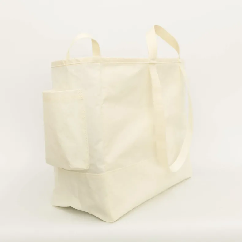 ANUNFOLD Travel Tote - White