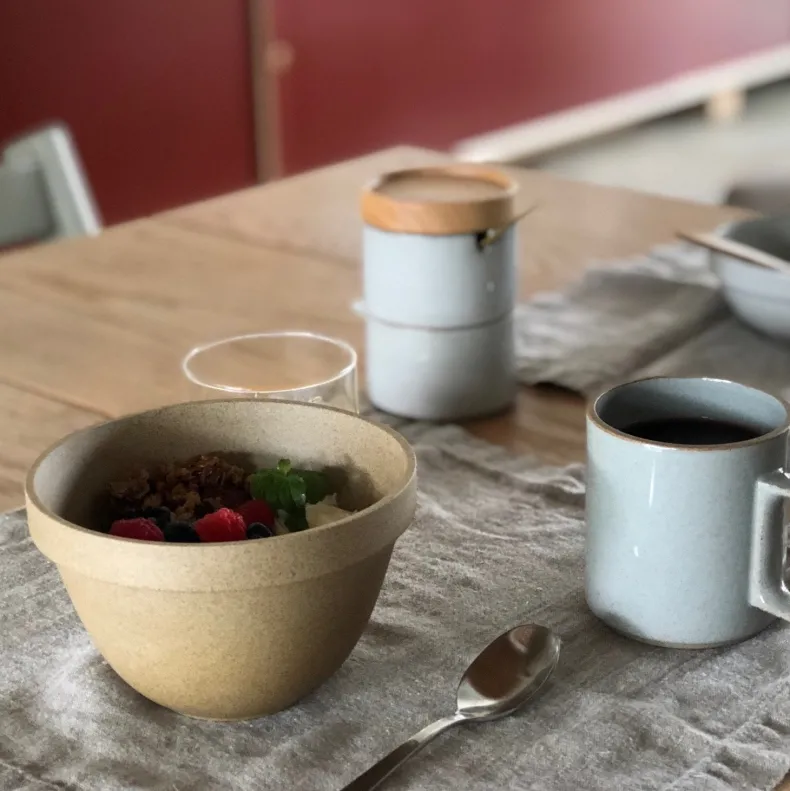 HPB046 - Deep Round Bowl Black Small ø 5.5/8"