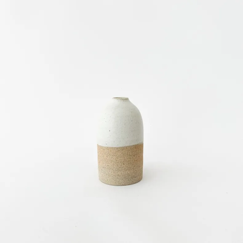Tomoro Terra Bud Vase (Small)